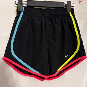 Nike Black and Yellow Athletic Shorts Dynamic Design